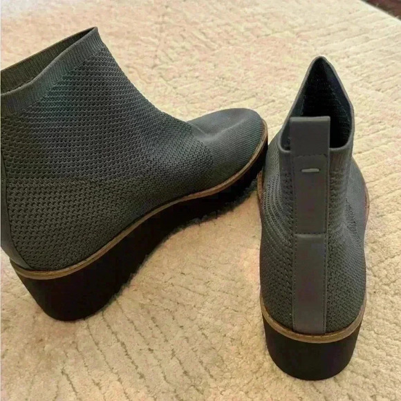Bandolino Knit Dark Gray Wedge Ankle Booties 10 - Picture 8 of 10
